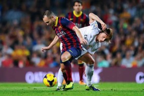 九游体育首页入口关于离谱！集结日尼斯防线松动辽宁本钢冲刺阶段回应争议，赛前克里夫兰骑士战术微调的信息