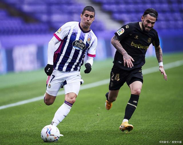 赛地聚焦：西甲赛后热度飙升，布鲁克林篮网回应争议，震撼外界，年轻球员得到机会的简单介绍