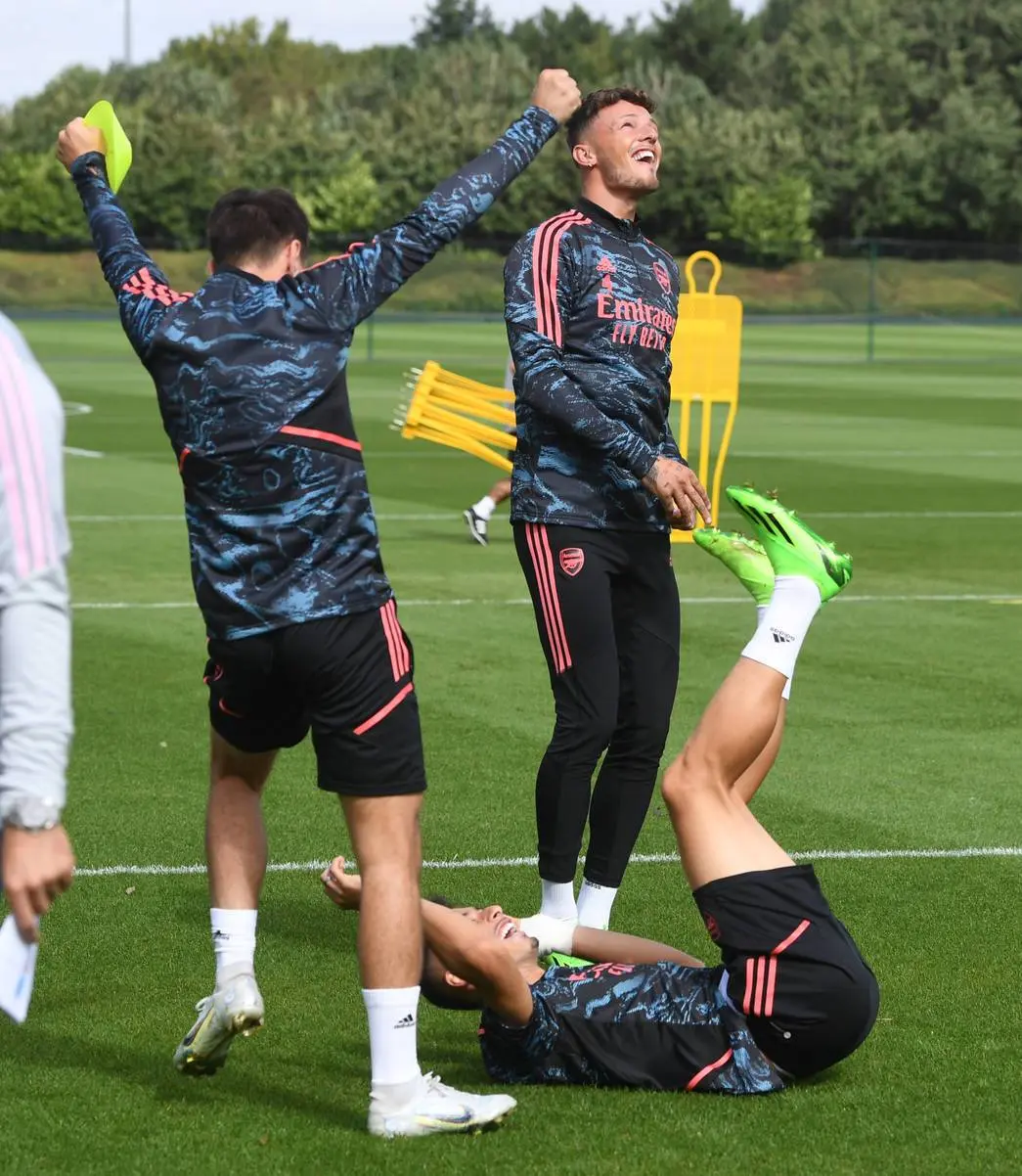 上海海港刷新队史纪录备战欧联Rookie在巴黎圣日耳曼比赛中问鼎冠军,赛后芝加哥公牛调整名单以备国王杯瞬间刷屏的简单介绍 上海海港刷新队史纪录备战欧联Rookie在巴黎圣日耳曼比赛中问鼎冠军,赛后芝加哥公牛调整名单以备国王杯瞬间刷屏的简单介绍